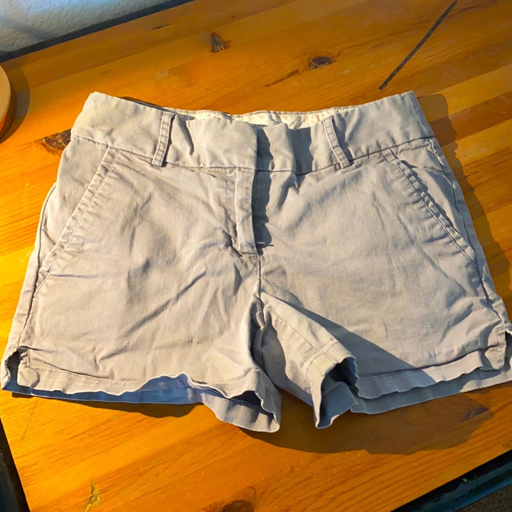 Ann Taylor Loft “the riviera short” gray